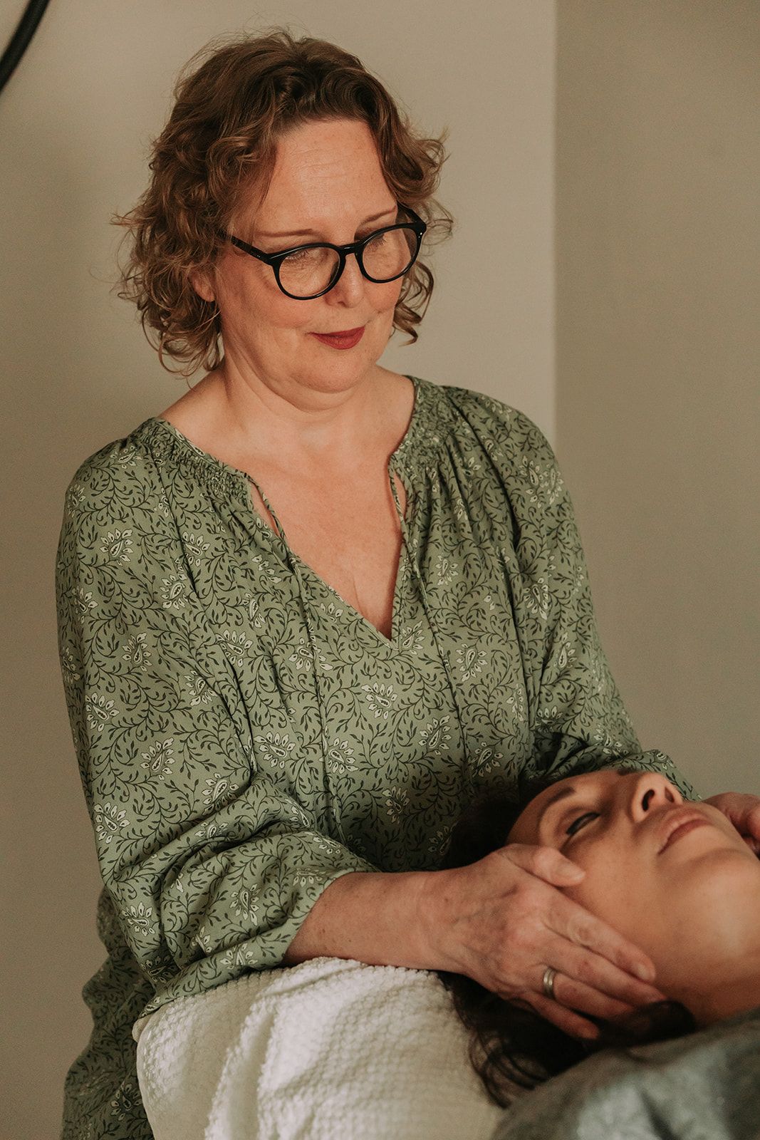Reiki behandeling Roosendaal ontspanning stress burn-out vermoeidheid Praktijk Mariposa